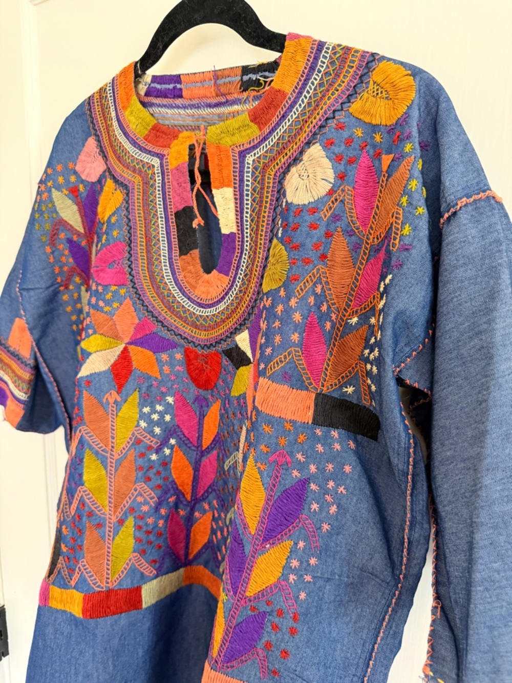 NWOT Handmade One of a Kind Embroidered Textile Mexican Blouse from Oaxaca - Picture 3 of 11